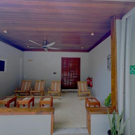 Dhonfalhu Dhigurah Hotel Dhigurah  Exterior photo